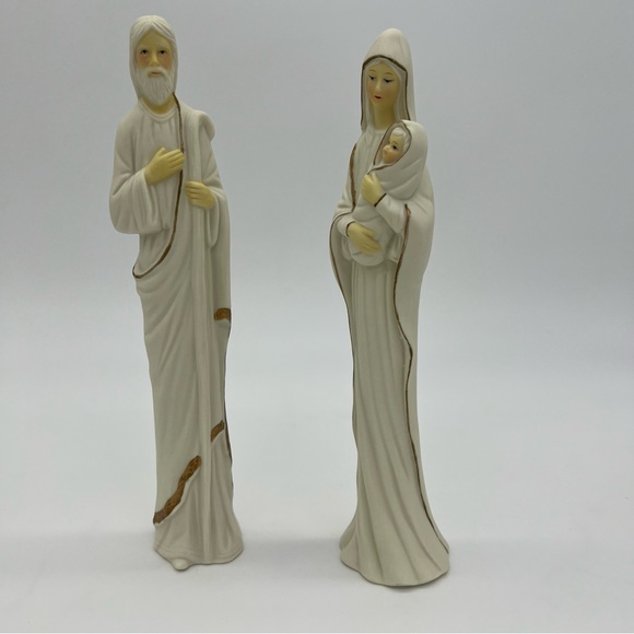 Carlton Cards Nativity Set Mary Joseph Baby Jesus Porcelain Figurines - Picture 6 of 11
